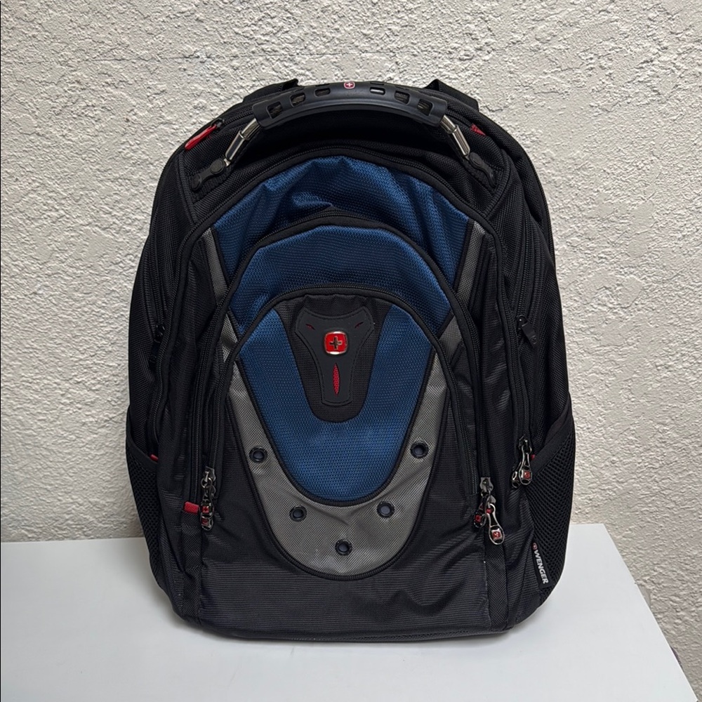 Swiss Gear - Travel Backpack